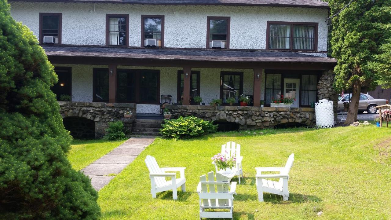 Rock Castle Resort Lake George Bagian luar foto